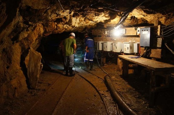 Gold underground mining